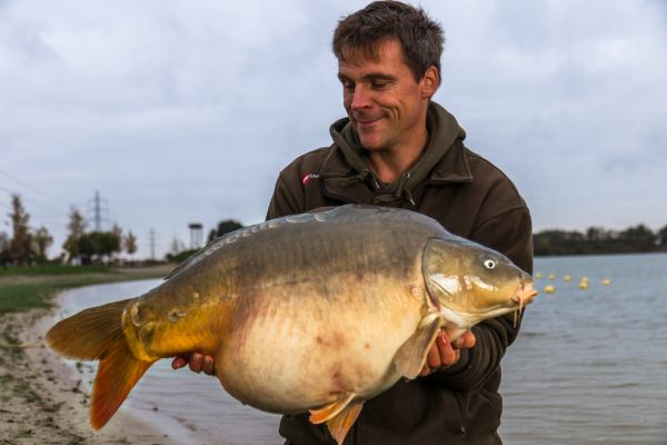 Karpervissen op Carp Nijstad, een Nederlands betaalwater hoe doe je dat?