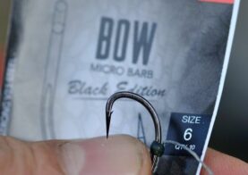 karperhaken Wist je dat onze black edition versie van de Bow een extra uitgeharde haakpunt heeft en daardoor perfect inzetbaar is voor de ruigere omstandigheden? KLIK op de afbeelding voor meer info over de Bow Black Edition